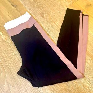 Z Supply Active Cropped Leggings Medium